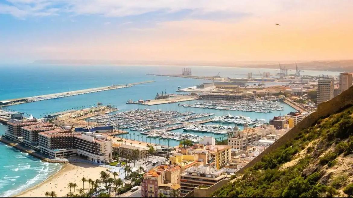 Apartamentos Breton 17 Suite Con Terraza Αλικάντε Εξωτερικό φωτογραφία